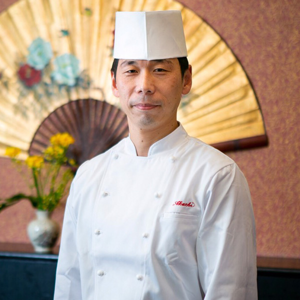 Chinese restaurant “Toh-Lee”, Head chef, Satoshi Akaishi