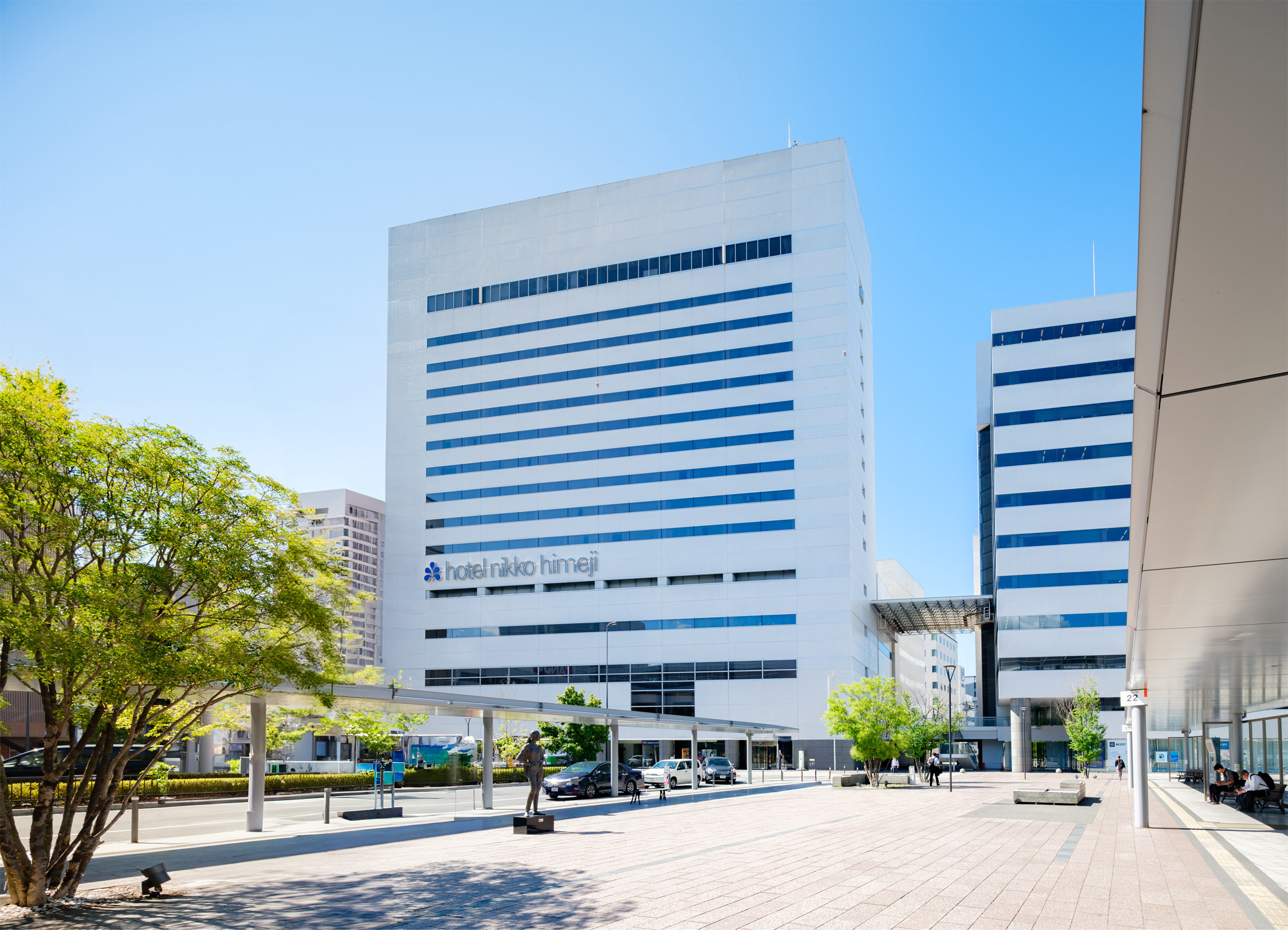 1-Hotel